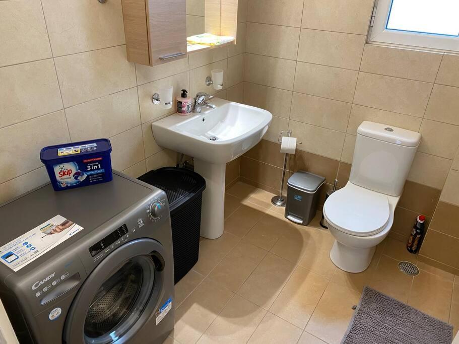 Classy 3Br With 2 Bathrooms Apartment In Marousi Athene Buitenkant foto