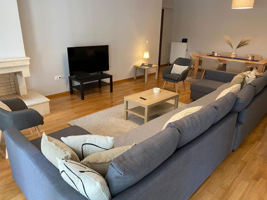 Classy 3Br With 2 Bathrooms Apartment In Marousi Athene Buitenkant foto